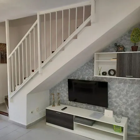 Aloe In * קוסטה קלמה